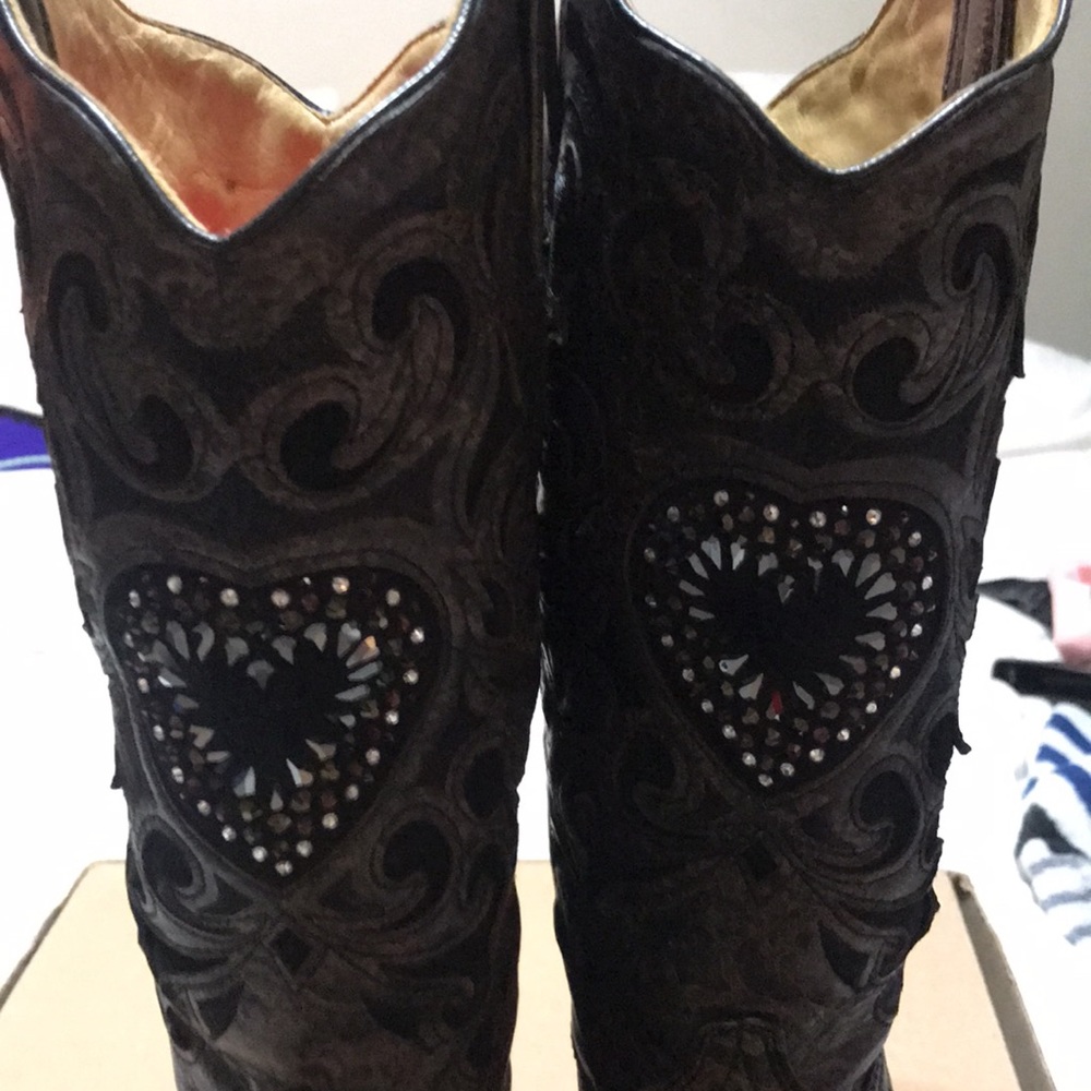 Corral Vintage BOOTS, Size 9 - Picture 7 of 17